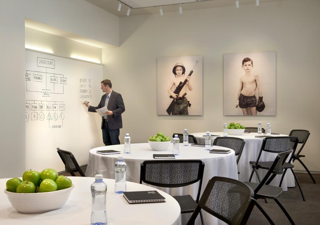 21c Museum Hotel Cincinnati Esterno foto